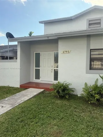 6793 SW 152nd Place Miami FL 33193