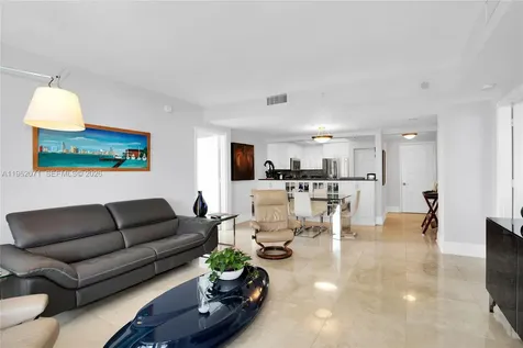 3400 SW 27th Avenue Coconut Grove FL 33133