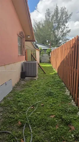 12516 SW 9th Terrace Miami FL 33184