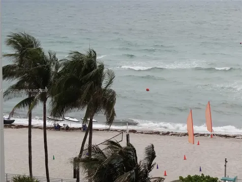 3725 S Ocean Drive Hollywood FL 33019