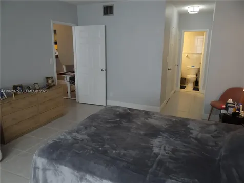 3725 S Ocean Drive Hollywood FL 33019