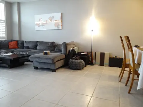 3725 S Ocean Drive Hollywood FL 33019