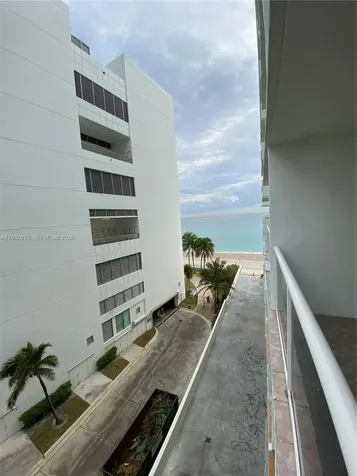 3725 S Ocean Drive Hollywood FL 33019