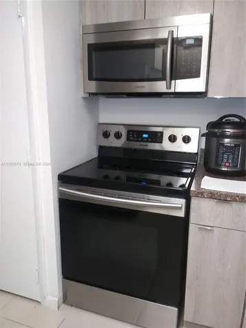 4172 Inverrary Drive Lauderhill FL 33319