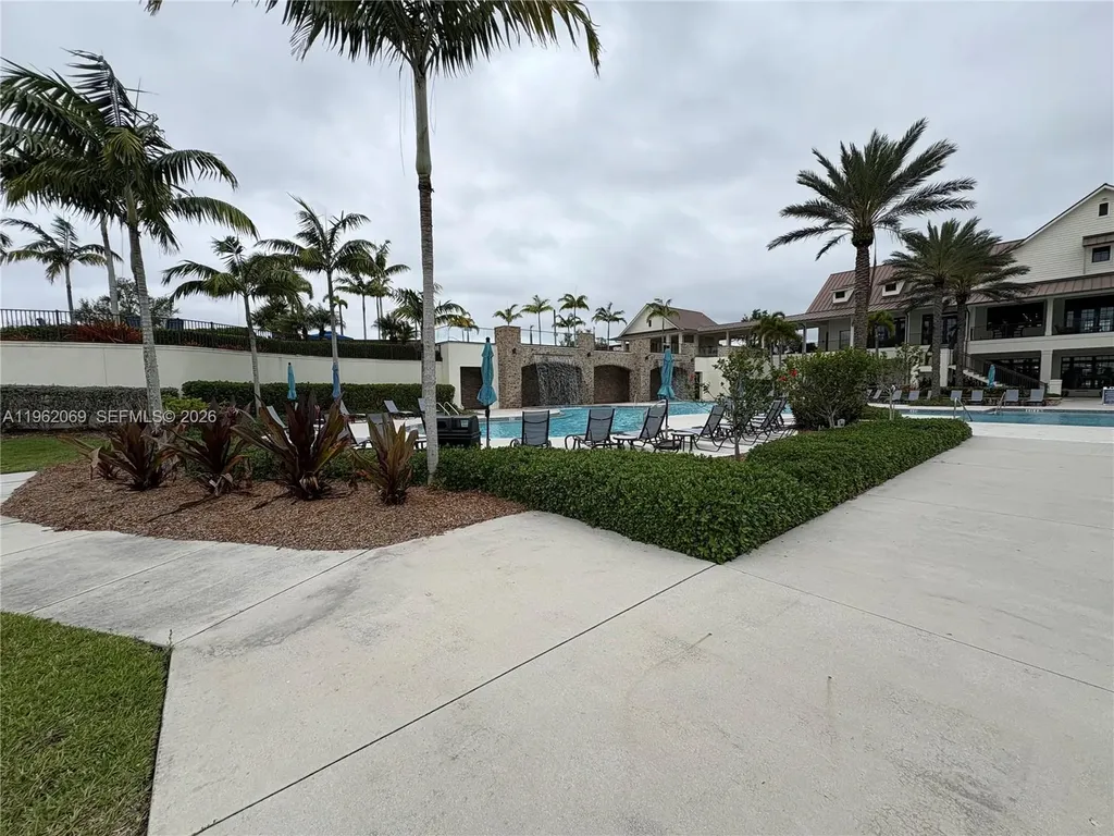1600 Wandering Willow Way Loxahatchee FL 33470