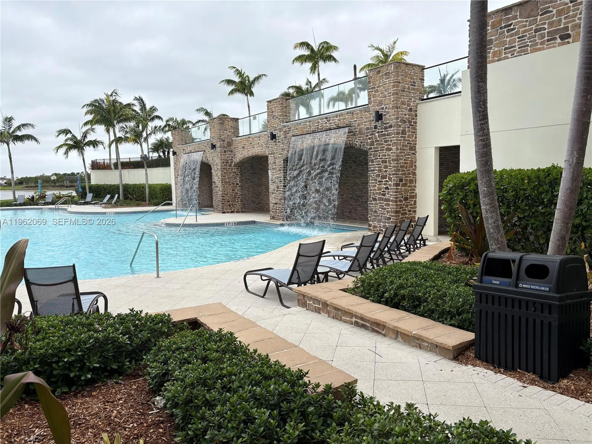 1600 Wandering Willow Way Loxahatchee FL 33470