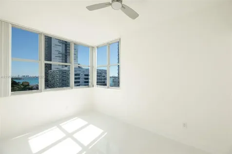 2200 NE 4th Avenue Miami FL 33137