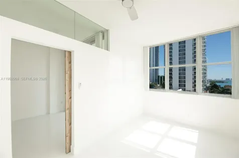 2200 NE 4th Avenue Miami FL 33137