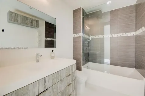 2200 NE 4th Avenue Miami FL 33137