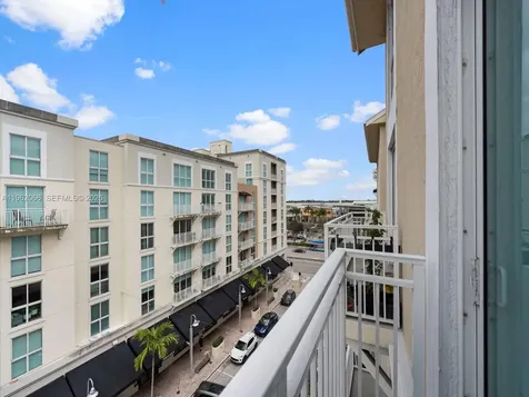 7265 SW 89th Street Miami FL 33156