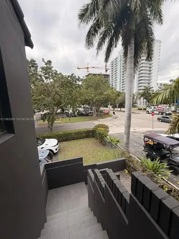 1385 NW 15th Street Miami FL 33125