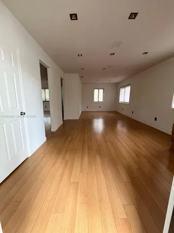 1385 NW 15th Street Miami FL 33125