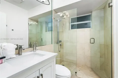 19860 NE 24th Court Miami FL 33180