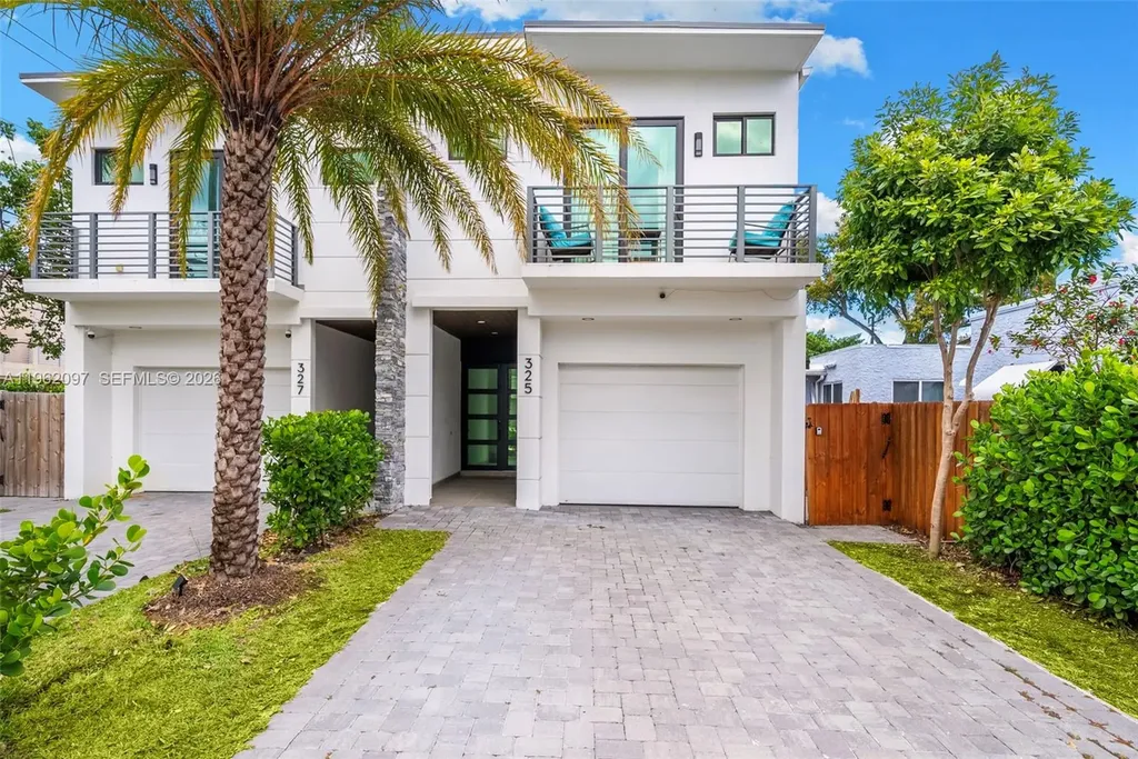 325 SW 16th Street Fort Lauderdale FL 33315