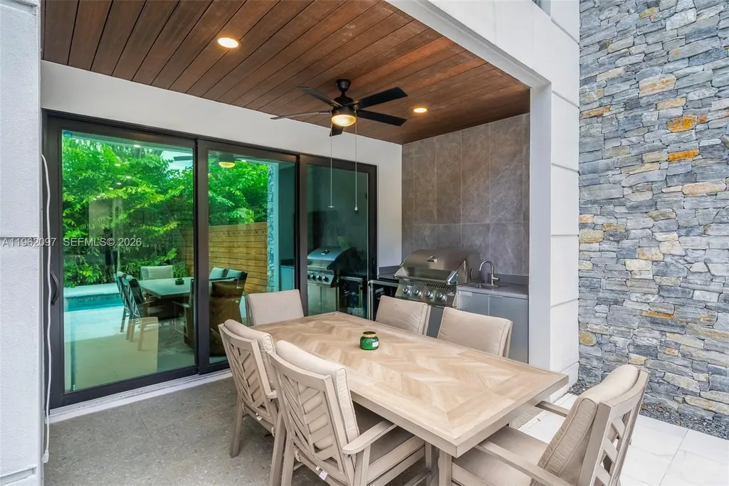 325 SW 16th Street Fort Lauderdale FL 33315
