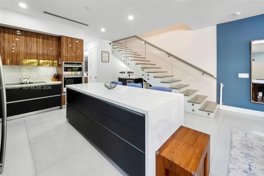 325 SW 16th Street Fort Lauderdale FL 33315