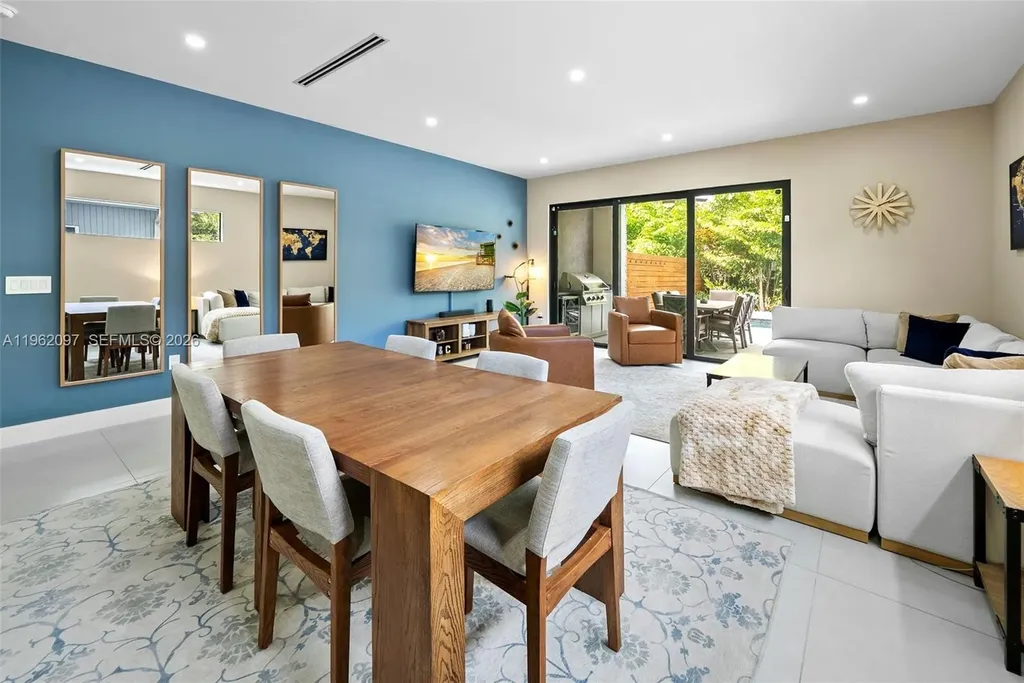 325 SW 16th Street Fort Lauderdale FL 33315