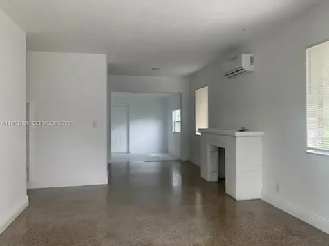 243 SW 21st Way Fort Lauderdale FL 33312