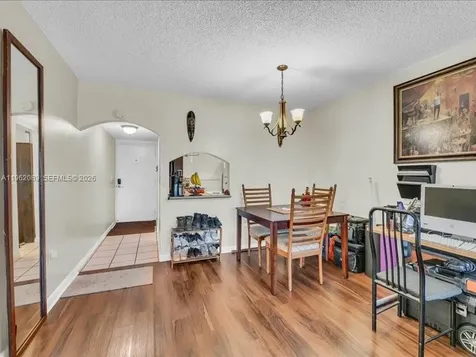 469 N Pine Island Road Plantation FL 33324