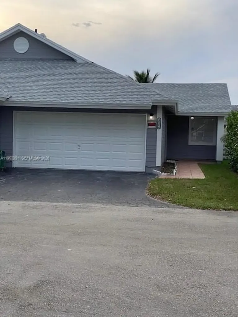 10304 SW 139th Place Miami FL 33186