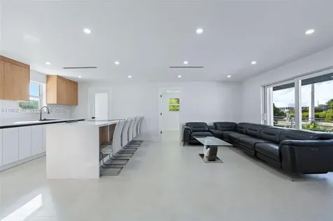 30368 Killdeer Lane Big Pine FL 33043