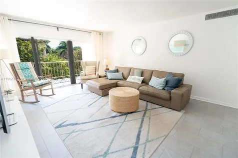 1021 Hillsboro Mile Hillsboro Beach FL 33062