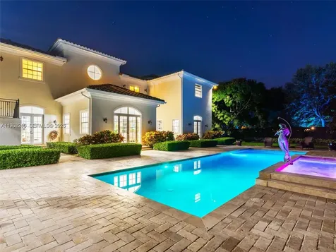 9076 SW 59th Court Pinecrest FL 33156