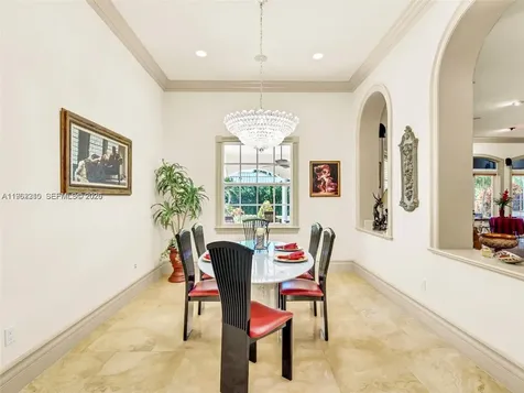 9076 SW 59th Court Pinecrest FL 33156
