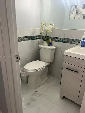 35 Camden West Palm Beach FL 33417