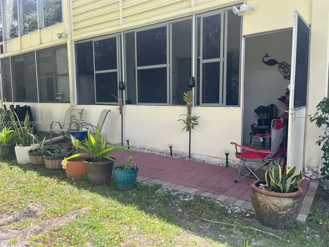 35 Camden West Palm Beach FL 33417