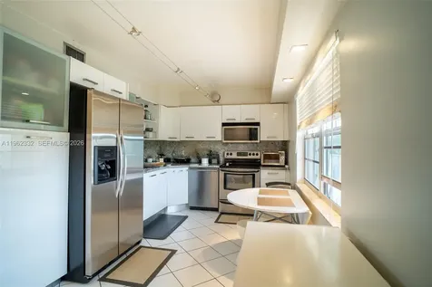 3510 Oaks Way Pompano Beach FL 33069