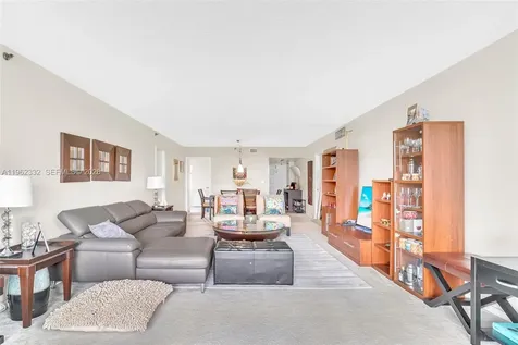 3510 Oaks Way Pompano Beach FL 33069