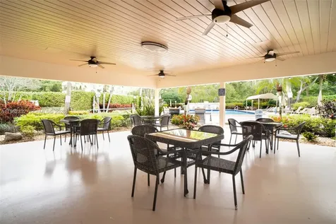 3510 Oaks Way Pompano Beach FL 33069