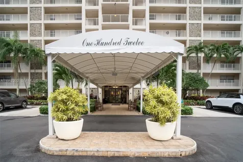 3510 Oaks Way Pompano Beach FL 33069