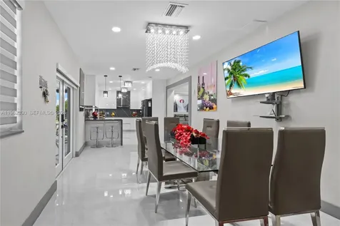33300 SW 212th Avenue Homestead FL 33034