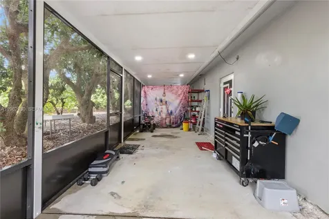 33300 SW 212th Avenue Homestead FL 33034