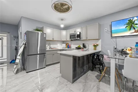 33300 SW 212th Avenue Homestead FL 33034
