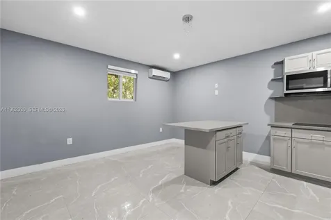 33300 SW 212th Avenue Homestead FL 33034