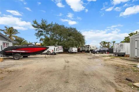 33300 SW 212th Avenue Homestead FL 33034