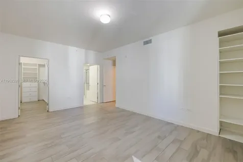 999 SW 1st Avenue Miami FL 33130