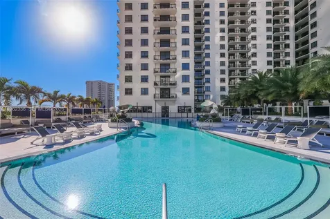 999 SW 1st Avenue Miami FL 33130