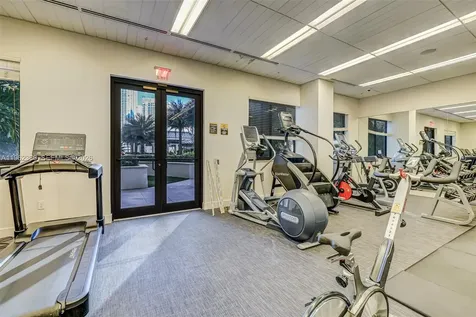 999 SW 1st Avenue Miami FL 33130