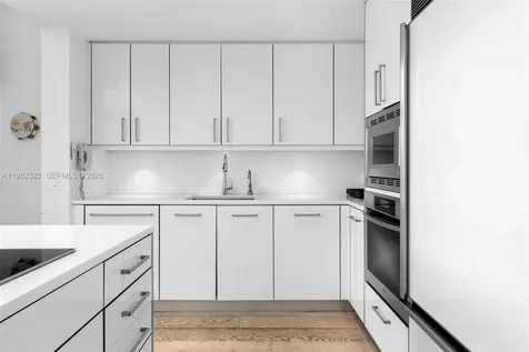6899 Collins Avenue Miami Beach FL 33141