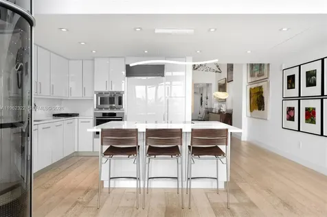 6899 Collins Avenue Miami Beach FL 33141