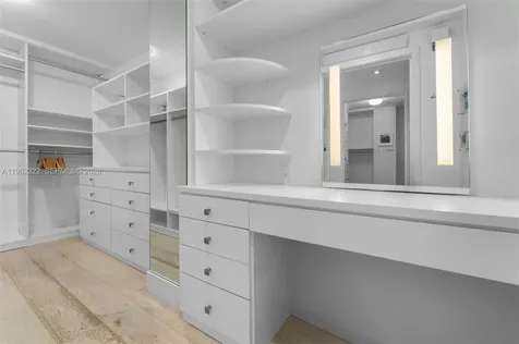 6899 Collins Avenue Miami Beach FL 33141
