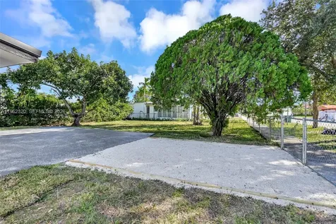 6540 SW 4th Street Miami FL 33144