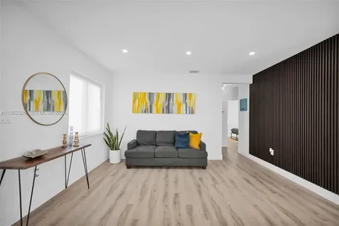 6540 SW 4th Street Miami FL 33144