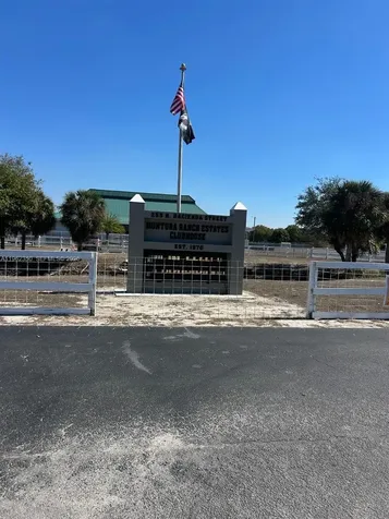 648 Hunting Club Avenue Clewiston FL 33440