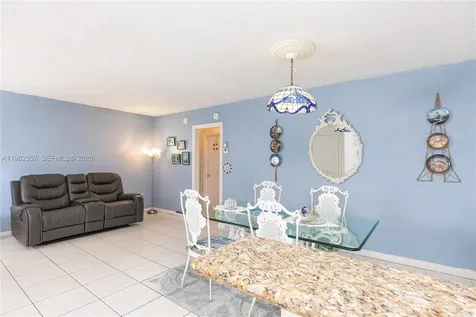 3127 S Ocean Drive Hallandale Beach FL 33009