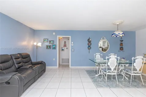 3127 S Ocean Drive Hallandale Beach FL 33009